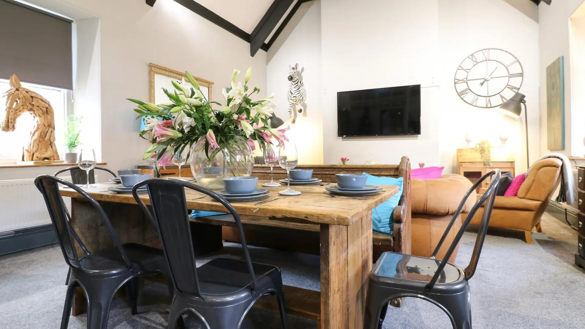 The Old Mission Hall Apartment Richmond  United Kingdom